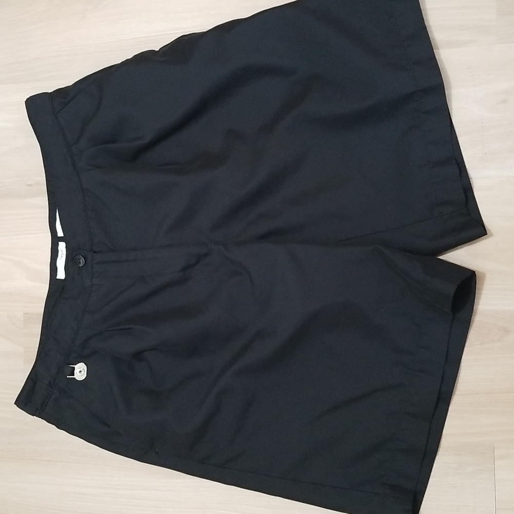 Vintage Lizgolf soft black shorts size 12